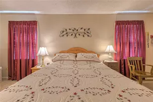 666 Georgetowne Village, White Township, PA 15701 - Photo 25