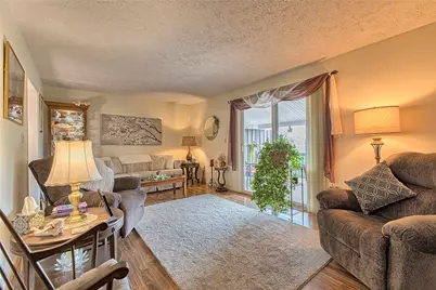 666 Georgetowne Village, White Township, PA 15701 - Photo 13