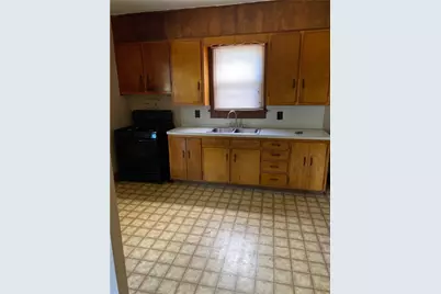 691 S Irvine Ave, Sharon, PA 16146 - Photo 5