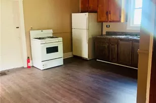 691 S Irvine Ave, Sharon, PA 16146 - Photo 7