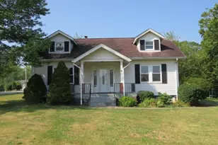 481 Cecil-Henderson Rd, Cecil, PA 15321 - Photo 1