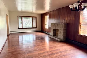 426 Beaver St, Wampum, PA 16157 - Photo 5