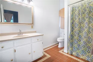 504 N Buhl Farm Dr, Hermitage, PA 16148 - Photo 11