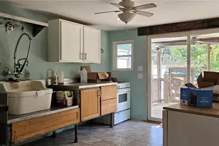 107 High St, Kiskiminetas Township, PA 15618 - Photo 3