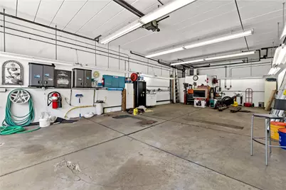 1517 Lysle Blvd, McKeesport, PA 15132 - Photo 5