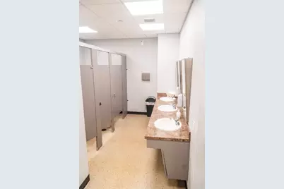 275 Center Rd, Monroeville, PA 15146 - Photo 17