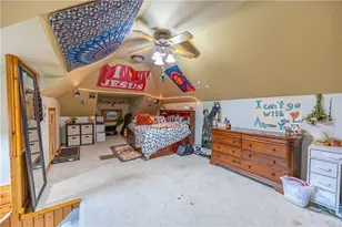 201 Walters Ln, Springdale Boro, PA 15144 - Photo 21