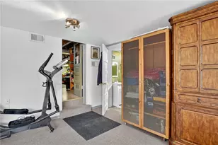 5765 Library Rd, Bethel Park, PA 15102 - Photo 23