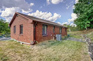 5765 Library Rd, Bethel Park, PA 15102 - Photo 31