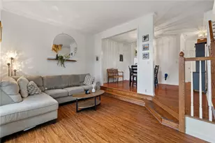 2008 Alden Dr, Scott Township, PA 15220 - Photo 11