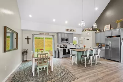 105 Jacobs Rd, Irwin Township, PA 16038 - Photo 9