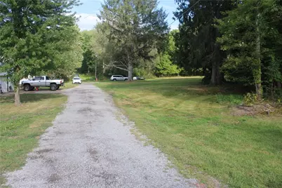 105 Weaver Lane, Slippery Rock, PA 16057 - Photo 9