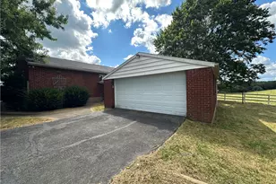 196 Hannahstown Rd, Jefferson Township, PA 16002 - Photo 11