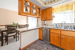 1954 Outlook Dr, Pittsburgh, PA 15147 - Photo 11