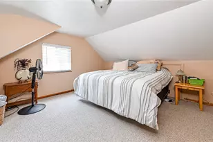 1954 Outlook Dr, Pittsburgh, PA 15147 - Photo 15