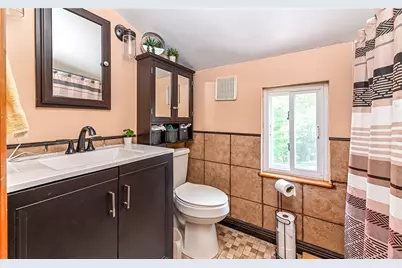 1954 Outlook Dr, Pittsburgh, PA 15147 - Photo 17