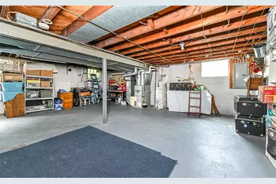 1954 Outlook Dr, Pittsburgh, PA 15147 - Photo 19