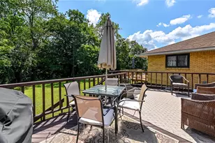 1954 Outlook Dr, Pittsburgh, PA 15147 - Photo 23