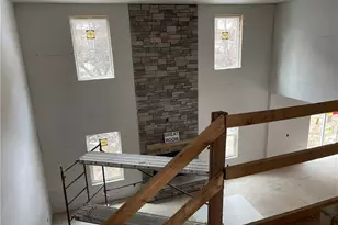 105 Old Indian Trail Rd, Pittsburgh, PA 15238 - Photo 9