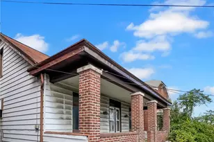 417 Hays Ave, Pittsburgh, PA 15210 - Photo 3