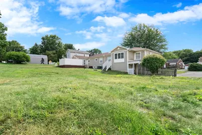 304 Washington Ave, New Galilee, PA 16141 - Photo 5