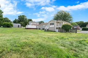 304 Washington Ave, New Galilee, PA 16141 - Photo 5