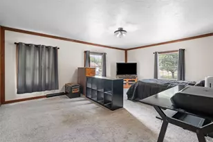 304 Washington Ave, New Galilee, PA 16141 - Photo 11