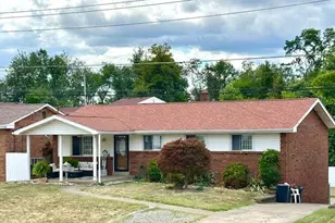 4687 Marina Dr, Pittsburgh, PA 15120 - Photo 1