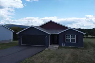 160 Brownfield Ln, South Union Township, PA 15401 - Photo 1