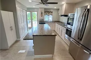 1000 Delyla, Bethel Park, PA 15102 - Photo 5