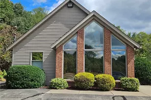 1637 N Main St Ext, Center Township, PA 16001 - Photo 1