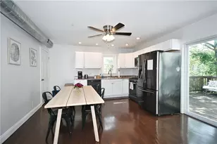 1938 Shamokin St, Pittsburgh, PA 15203 - Photo 9