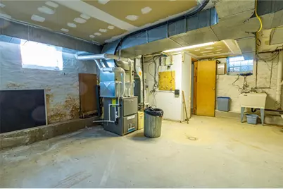 323 S Main St, Zelienople, PA 16063 - Photo 39