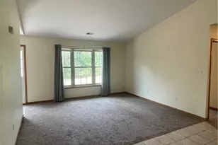 137 Arlington Dr, Slippery Rock, PA 16057 - Photo 9