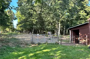 1496 Methodist Rd, Salem Township, PA 16125 - Photo 13