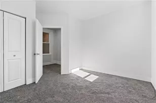 2313 Eccles St, Pittsburgh, PA 15210 - Photo 9