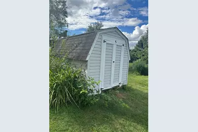 11 Coolspring St, Mercer Boro, PA 16137 - Photo 9