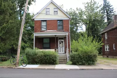 424 N Holland Ave, Rankin, PA 15104 - Photo 1