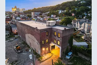 918 Rickenbach St, Pittsburgh, PA 15212 - Photo 1