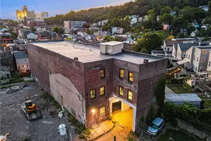 918 Rickenbach St, Pittsburgh, PA 15212 - Photo 1