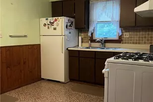 2918 Sebolt Rd, South Park, PA 15129 - Photo 3