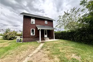 307 W Wabash Ave, New Castle, PA 16102 - Photo 3