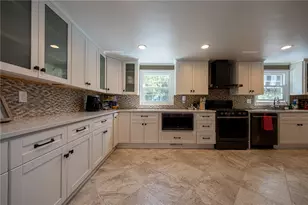 1072 Renton Rd, Pittsburgh, PA 15239 - Photo 7