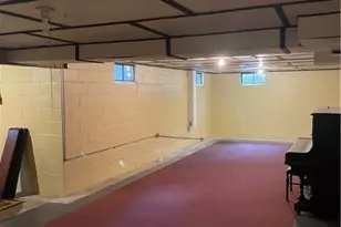 110 Ellis Ave, Hermitage, PA 16148 - Photo 31