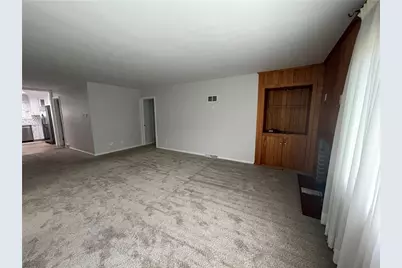 110 Ellis Ave, Hermitage, PA 16148 - Photo 5