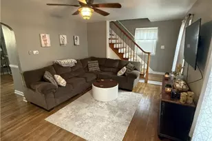 29 E 2nd Ave, Latrobe, PA 15650 - Photo 3