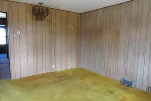 265 Taylor Ave, Washington, PA 15301 - Photo 5