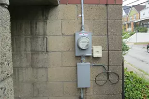 448 Eureka St, Pittsburgh, PA 15211 - Photo 11