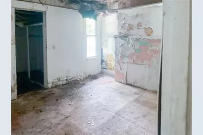 1938 Laketon Rd, Pittsburgh, PA 15221 - Photo 15