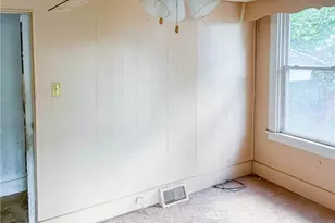 1938 Laketon Rd, Pittsburgh, PA 15221 - Photo 9